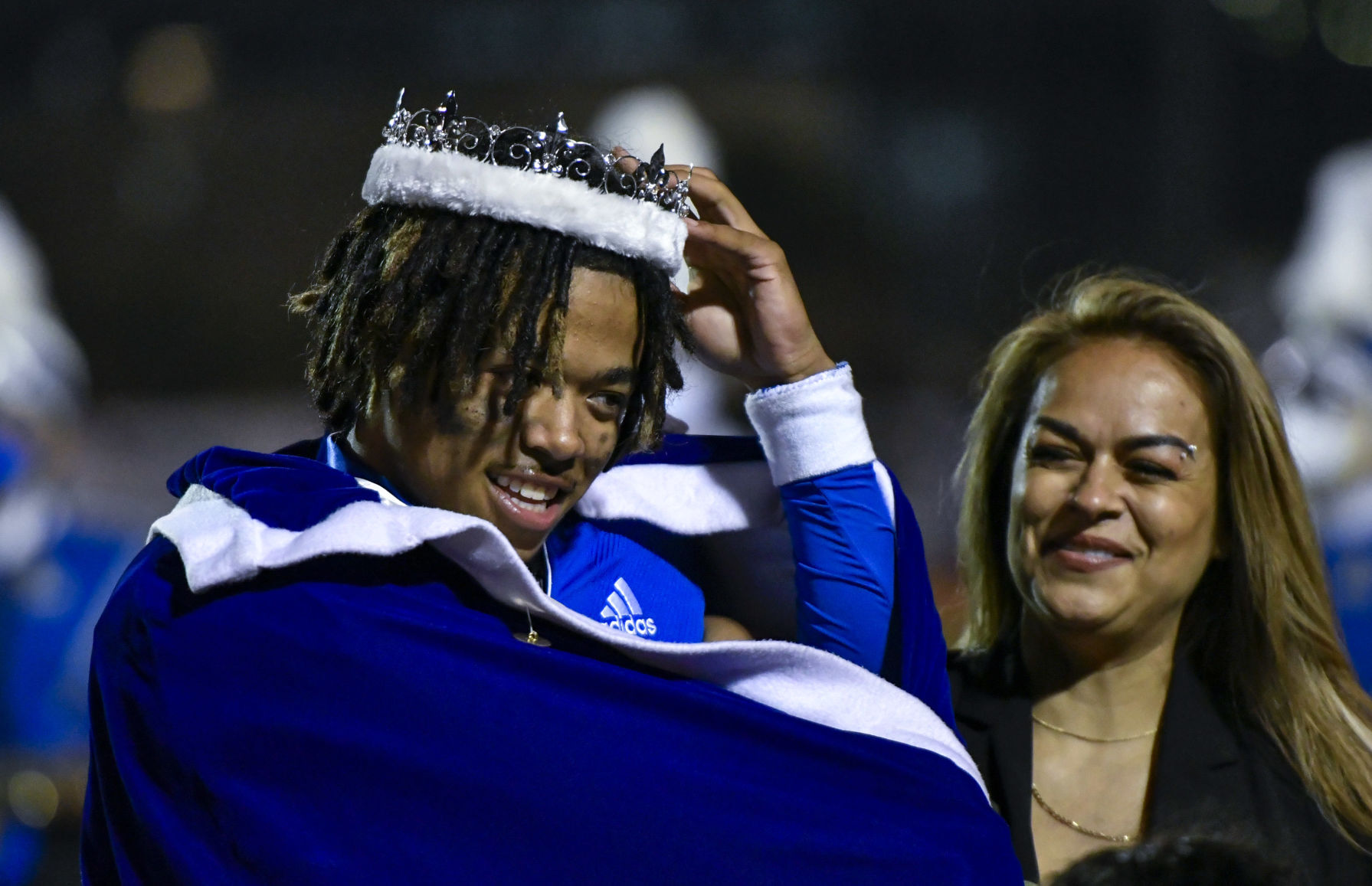 090321 Lompoc Homecoming 03.JPG
